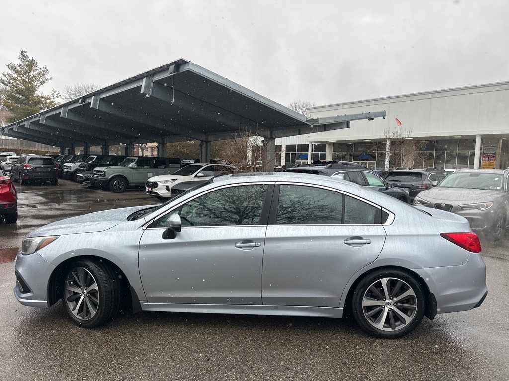 2019 Subaru Legacy Limited photo 2