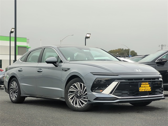 2025 Hyundai Sonata Hybrid Limited