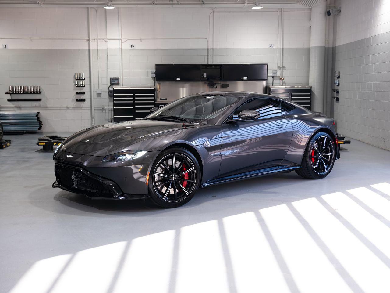 2020 Aston Martin Vantage Base