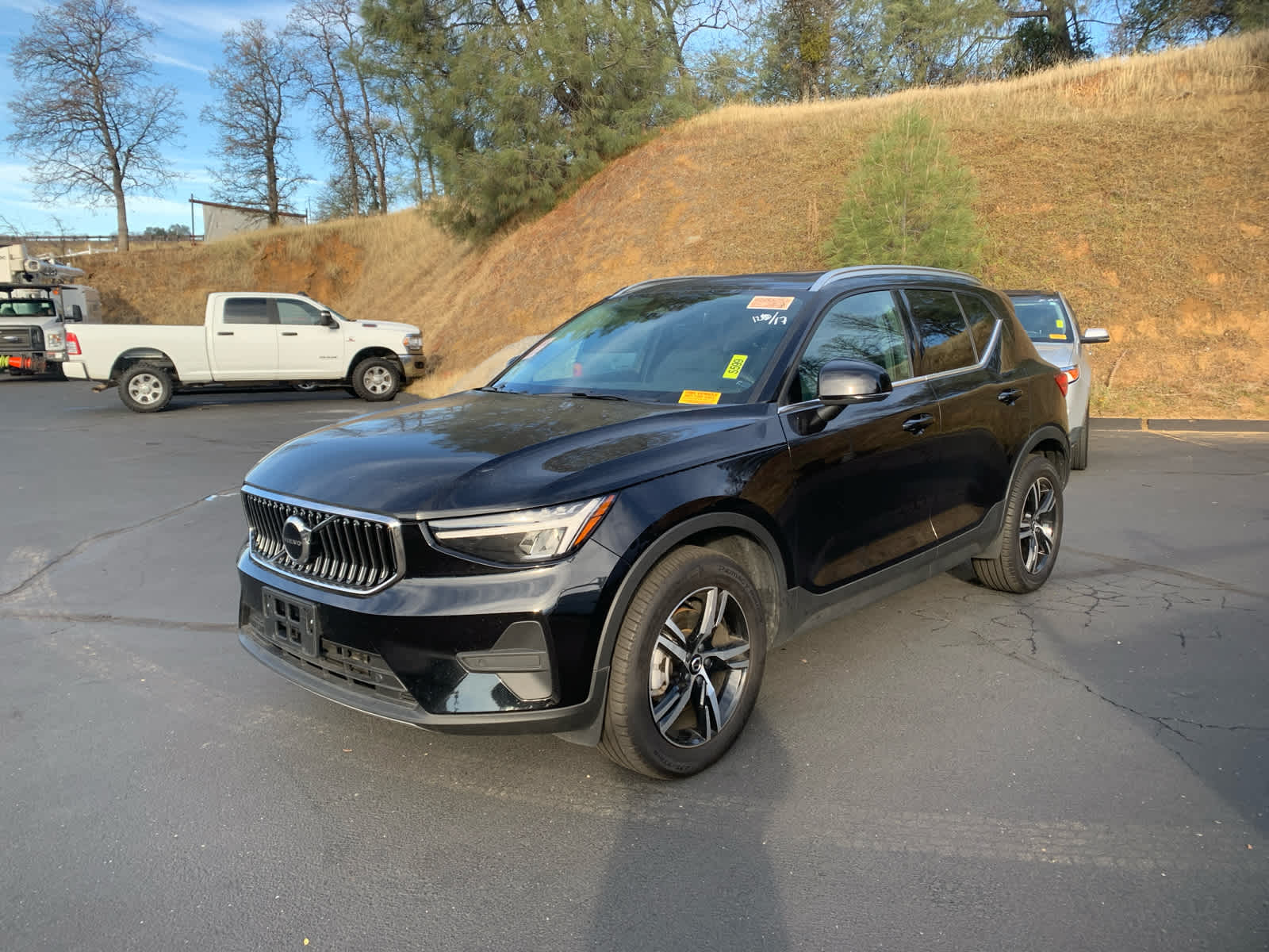 2024 Volvo XC40 Core Bright Theme