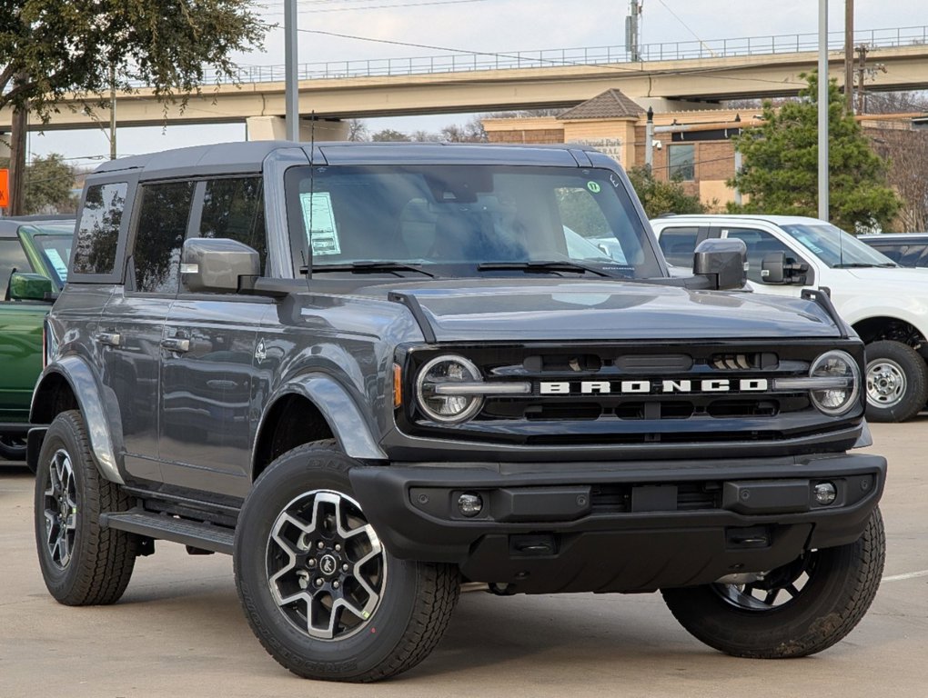 2024 Ford Bronco Outer Banks