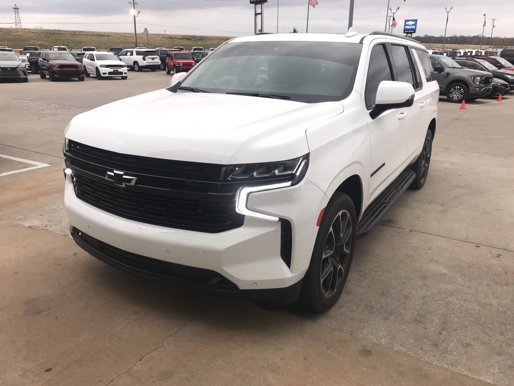 2023 Chevrolet Suburban RST