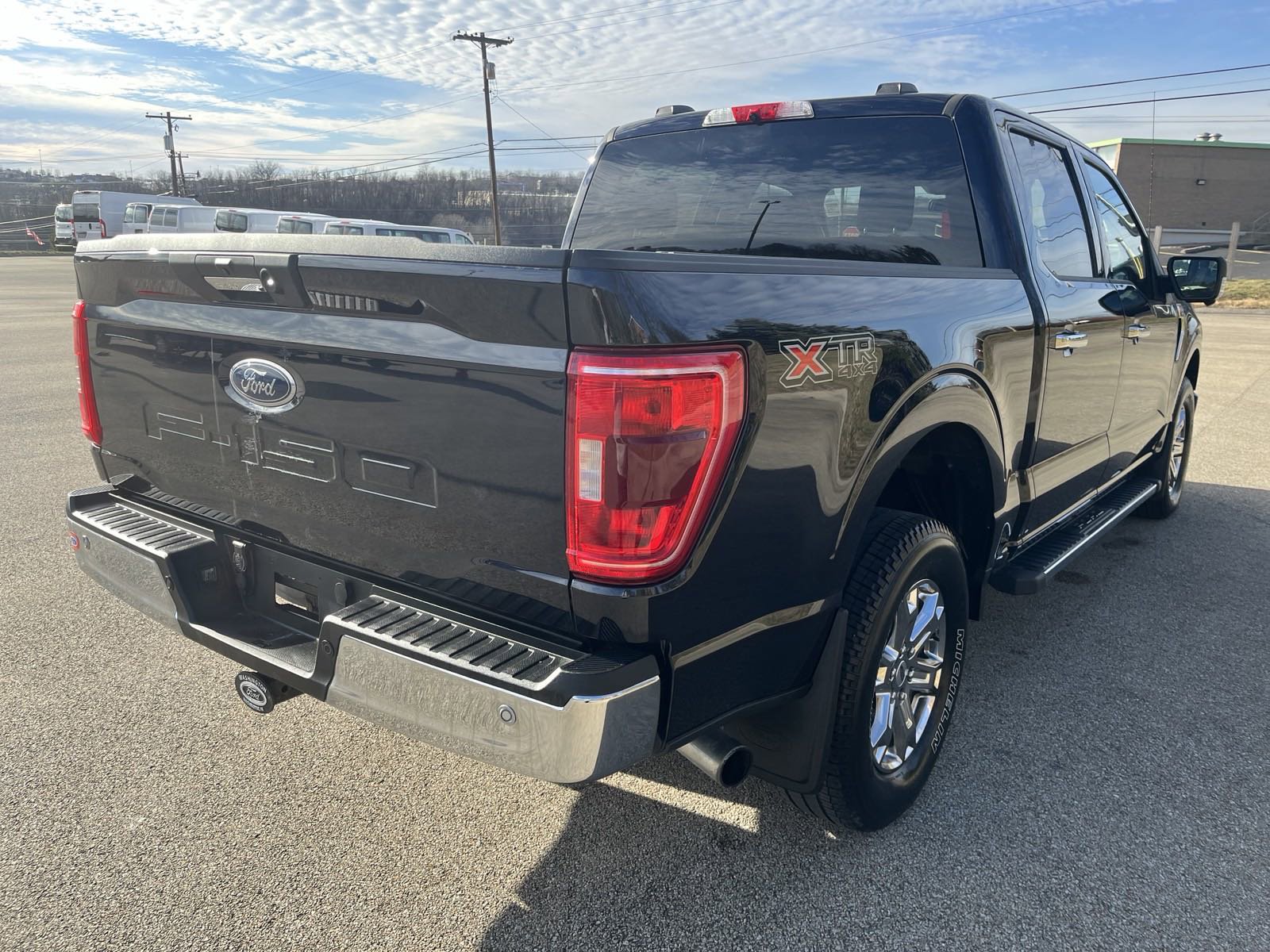 2021 Ford F-150 XLT photo 4