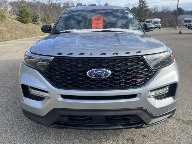 2021 Ford Explorer ST photo 7