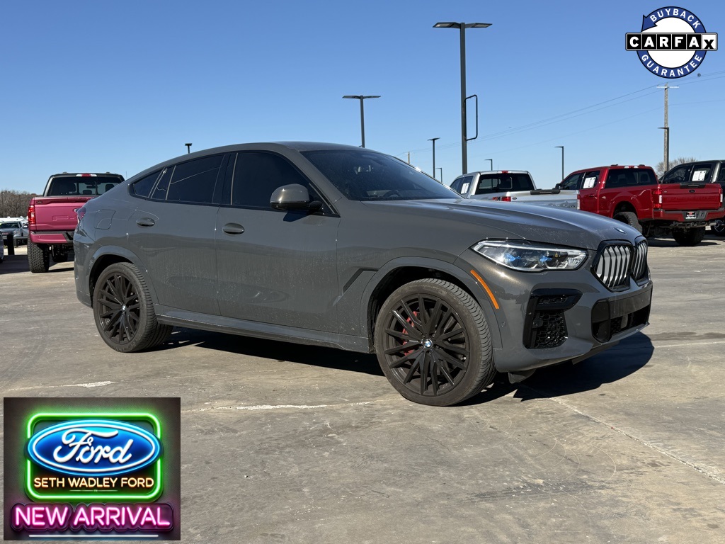 2022 BMW X6 M50i