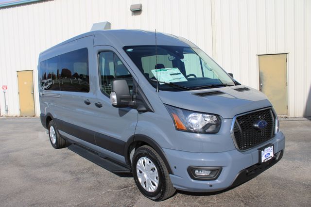 2024 Ford Transit Passenger Wagon XLT