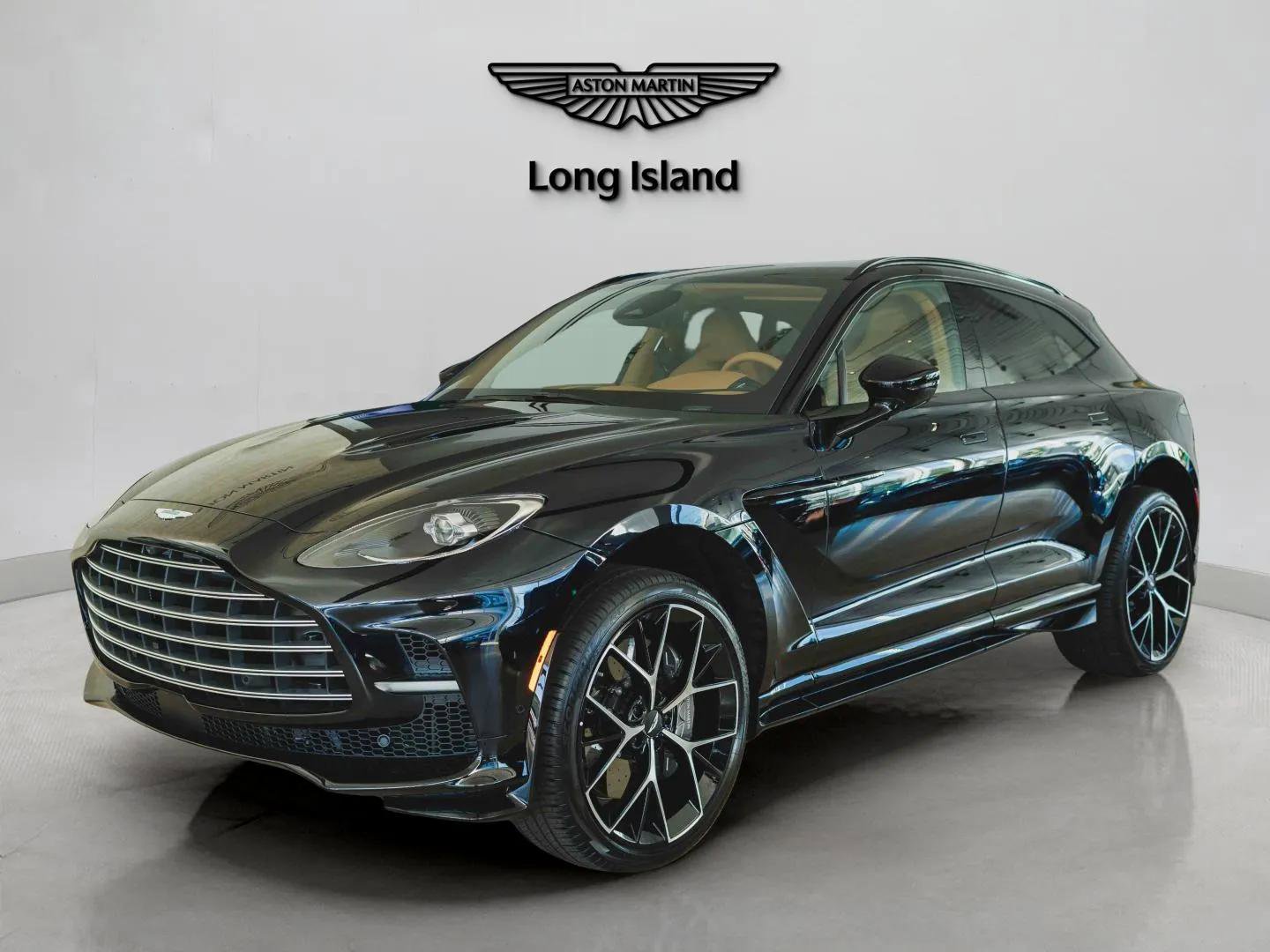 2025 Aston Martin DBX 707