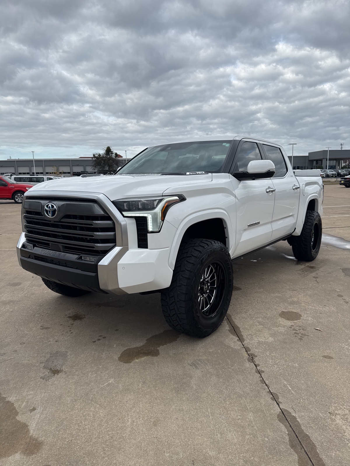 2024 Toyota Tundra Hybrid Limited