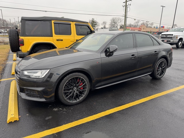 2018 Audi A4 2.0T Premium Plus