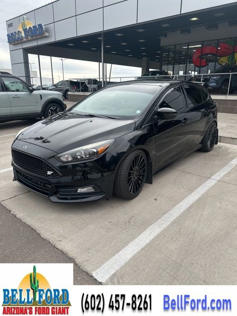 2017 Ford Focus ST