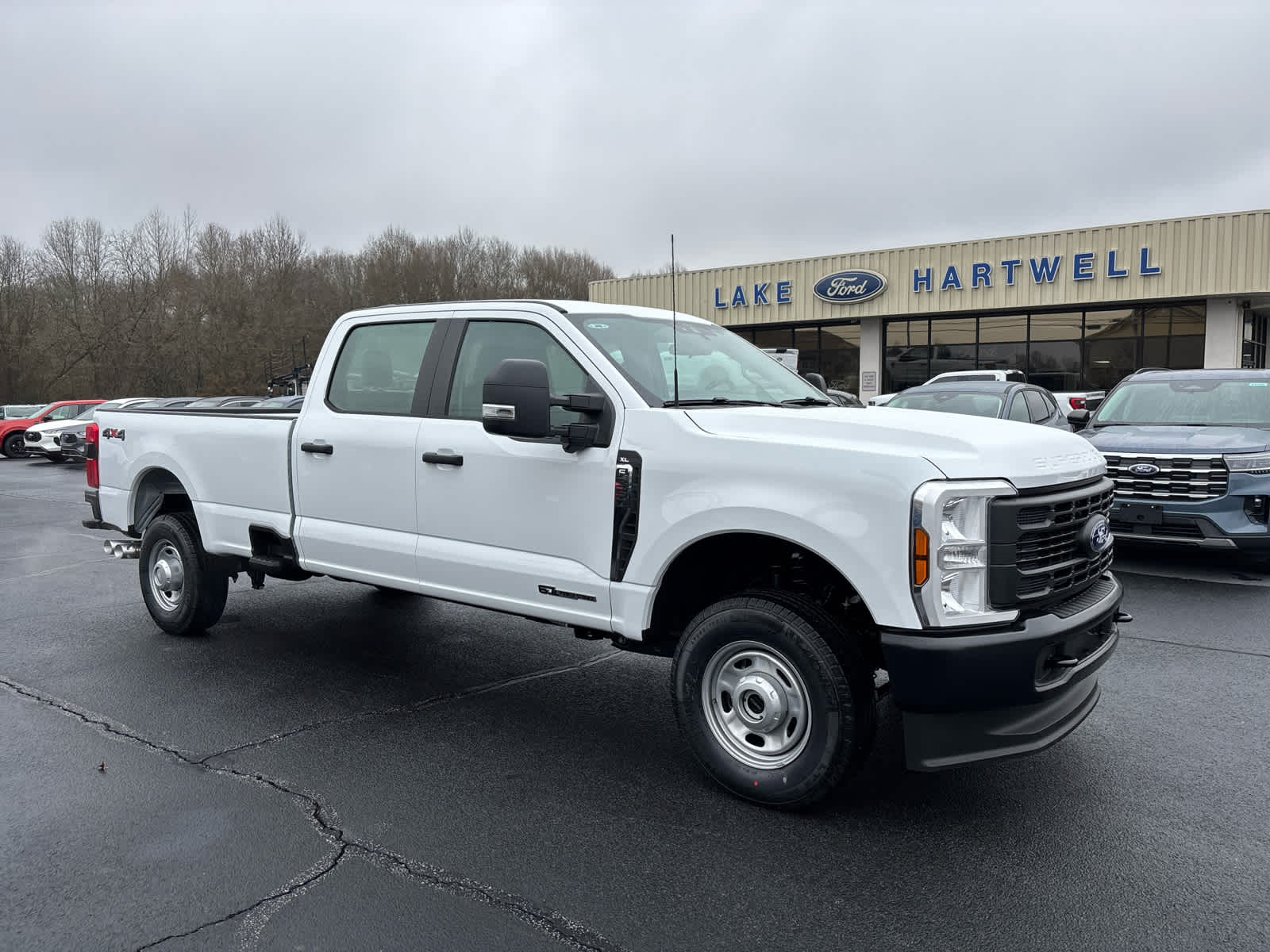 2024 Ford Super Duty F-350 SRW XL 4WD Crew Cab 8 Box