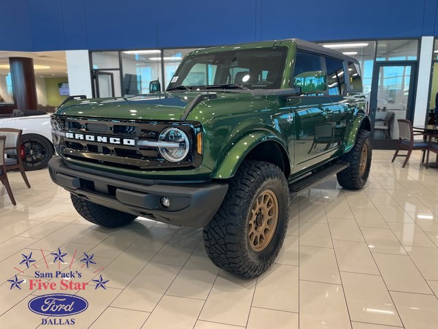 2024 Ford Bronco Outer Banks