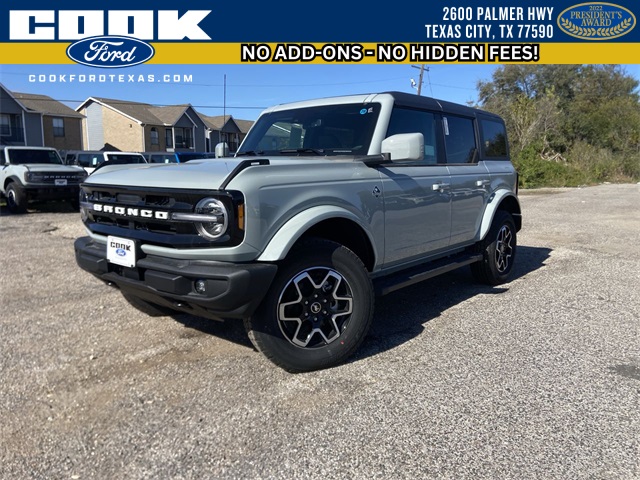 2024 Ford Bronco Outer Banks