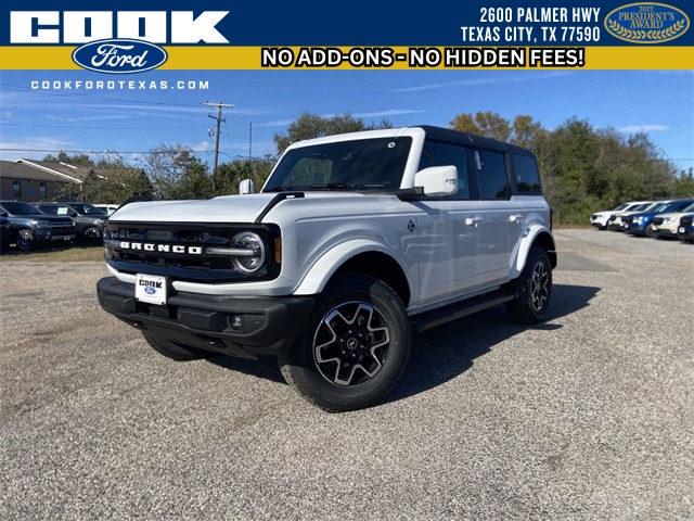 2024 Ford Bronco Outer Banks