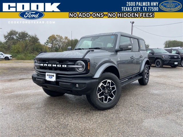 2024 Ford Bronco Outer Banks