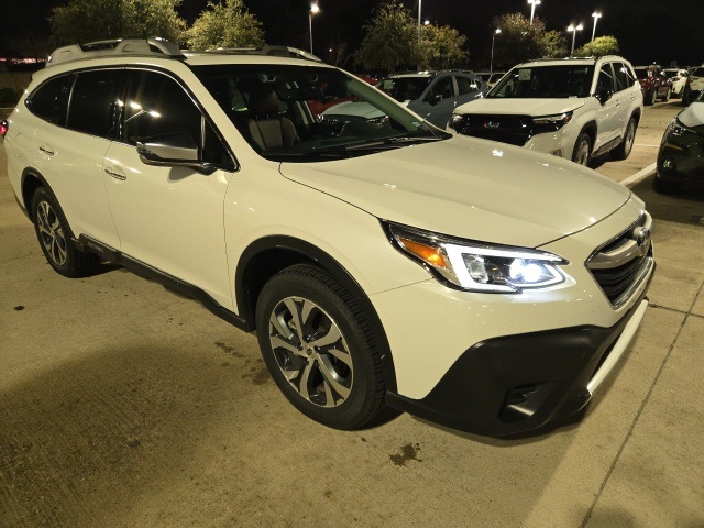 2022 Subaru Outback Touring XT