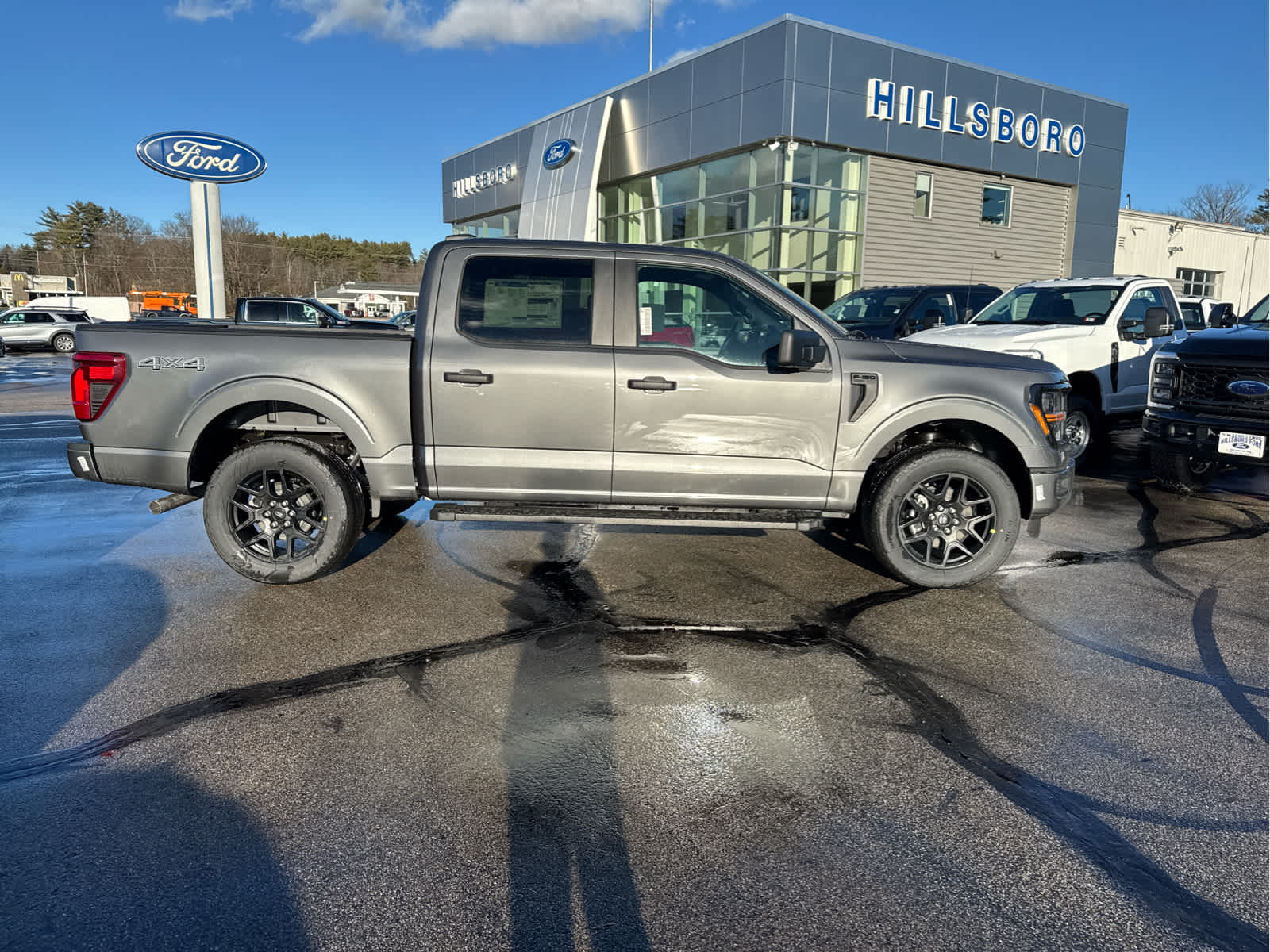 2024 Ford F-150 STX 4WD SuperCrew 5.5 Box