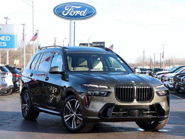 2023 BMW X7 xDrive40i