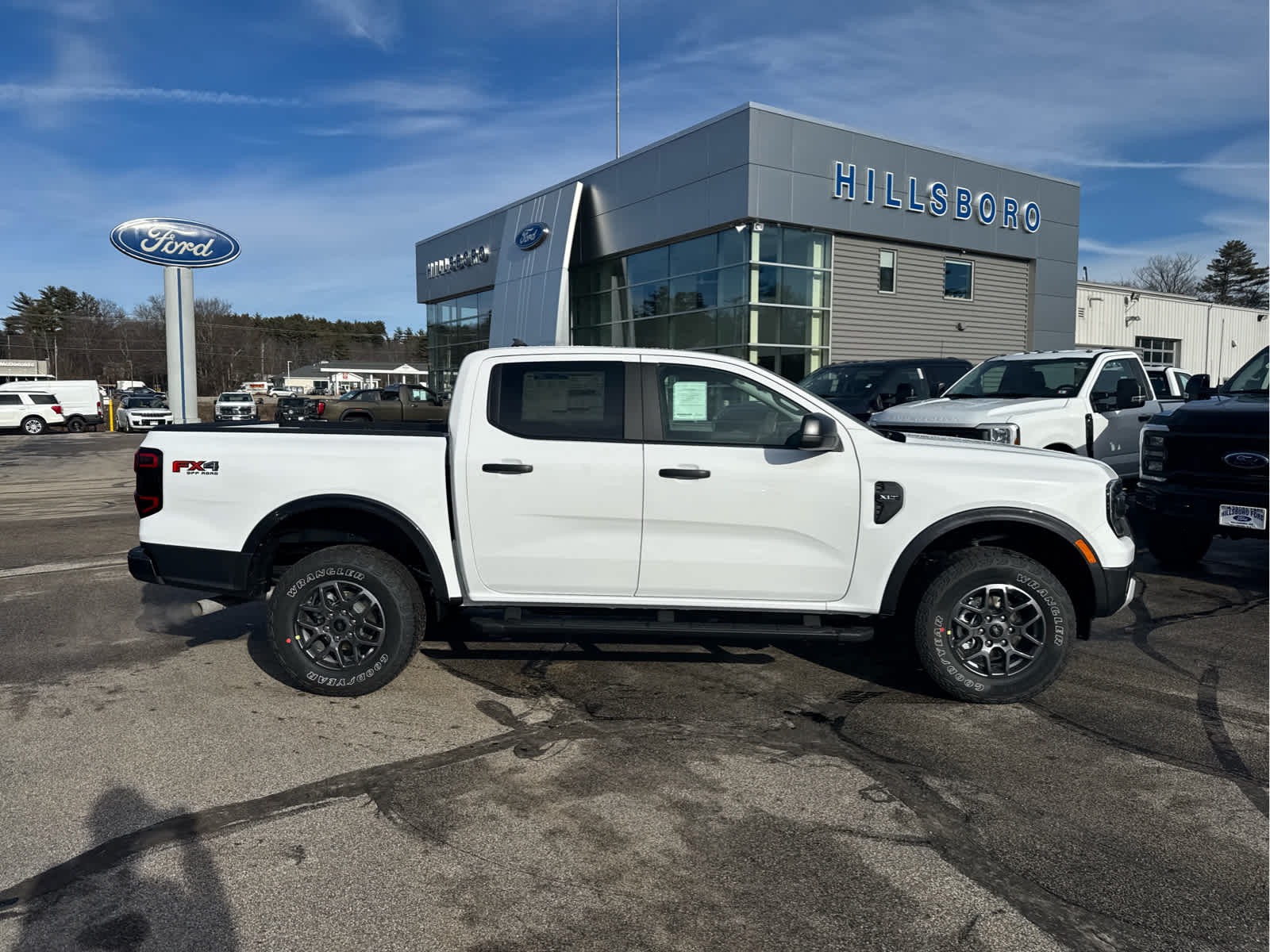 2024 Ford Ranger XLT 4WD SuperCrew 5 Box