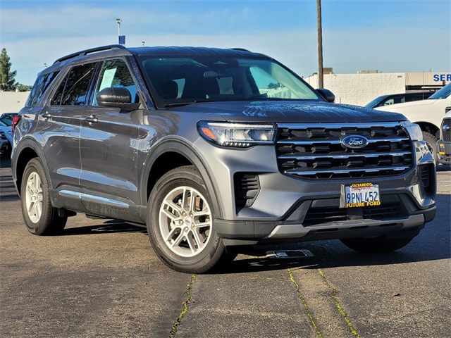 Used 2025 Ford Explorer Active