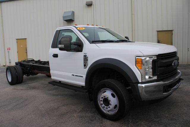 2017 Ford Super Duty F-550 DRW XL