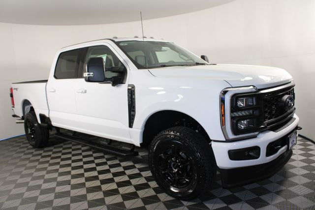 2024 Ford Super Duty F-350 SRW XLT