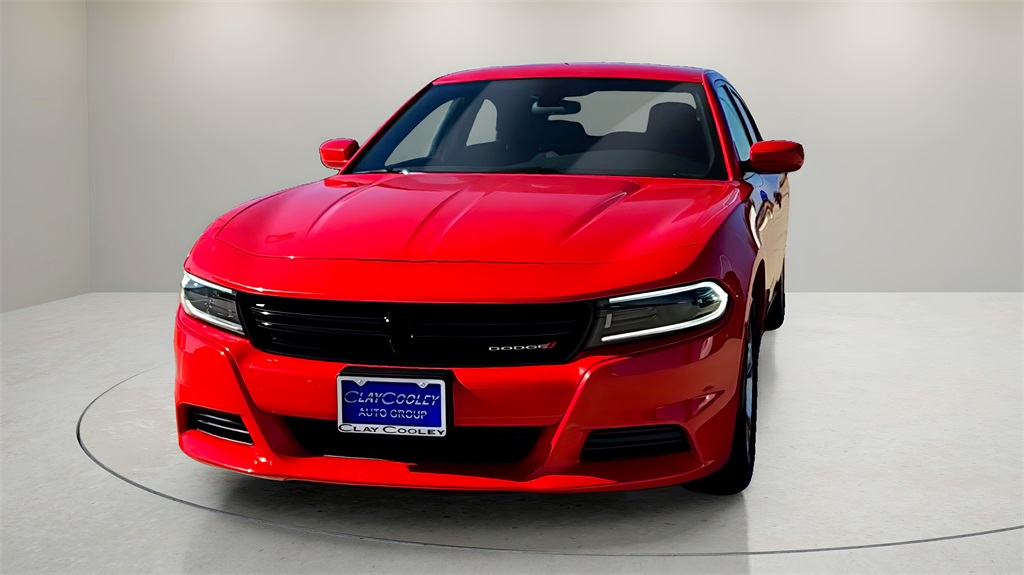 Used 2022 Dodge Charger SXT with VIN 2C3CDXBG8NH201060 for sale in Irving, TX