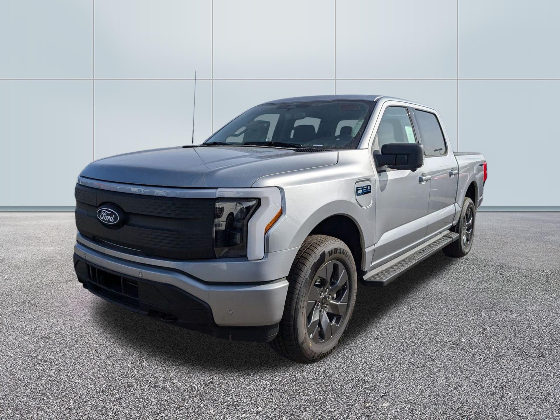 2024 Ford F-150 Lightning Flash