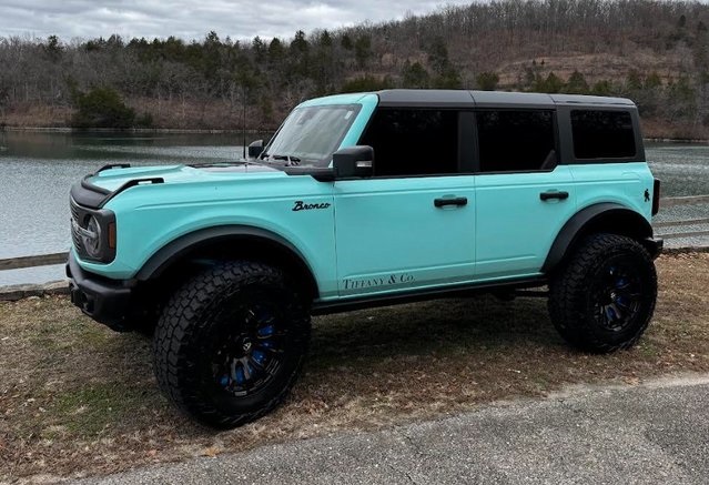 2023 Ford Bronco Badlands