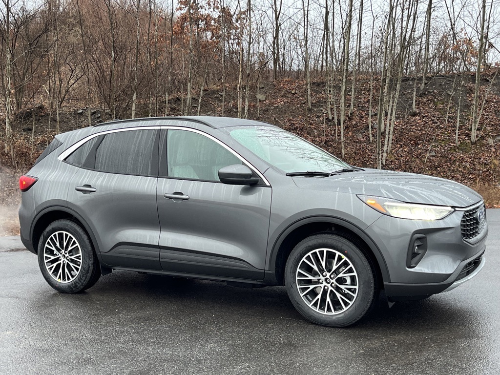 2024 Ford Escape Plug-In Hybrid