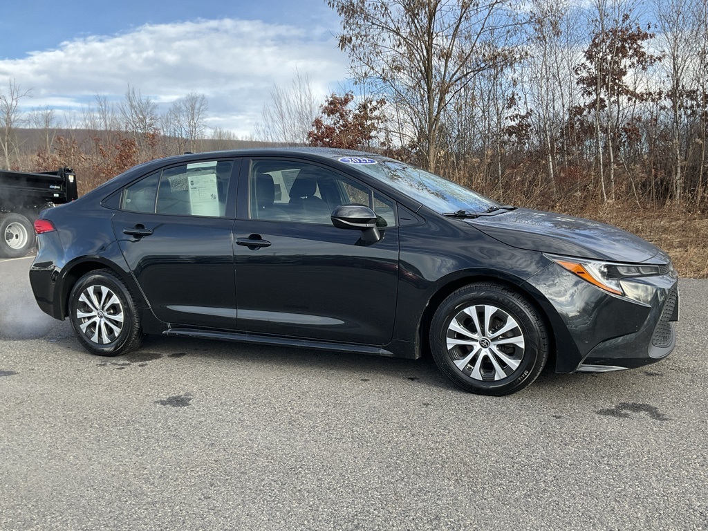 2022 Toyota Corolla Hybrid LE