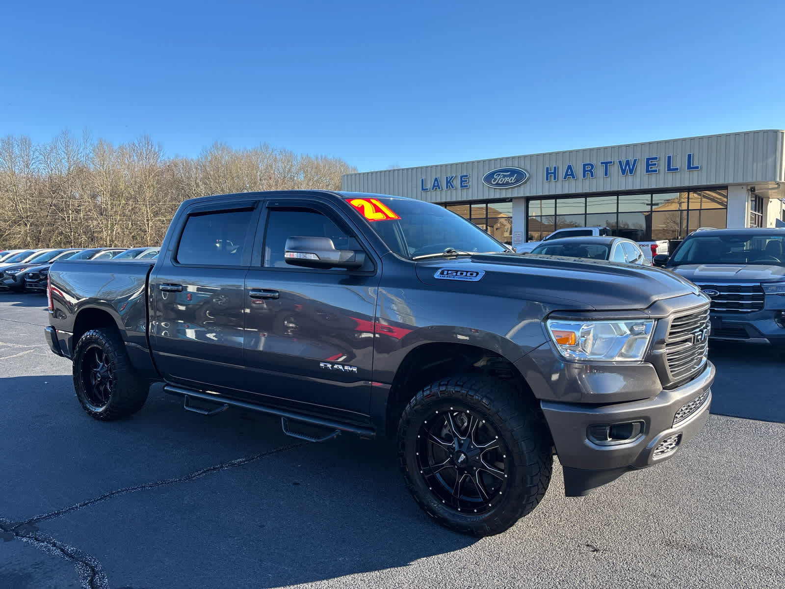 2021 RAM 1500 BIG Horn 4X4 Crew Cab 57 Box