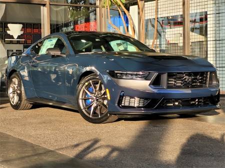 2025 Ford Mustang Dark Horse