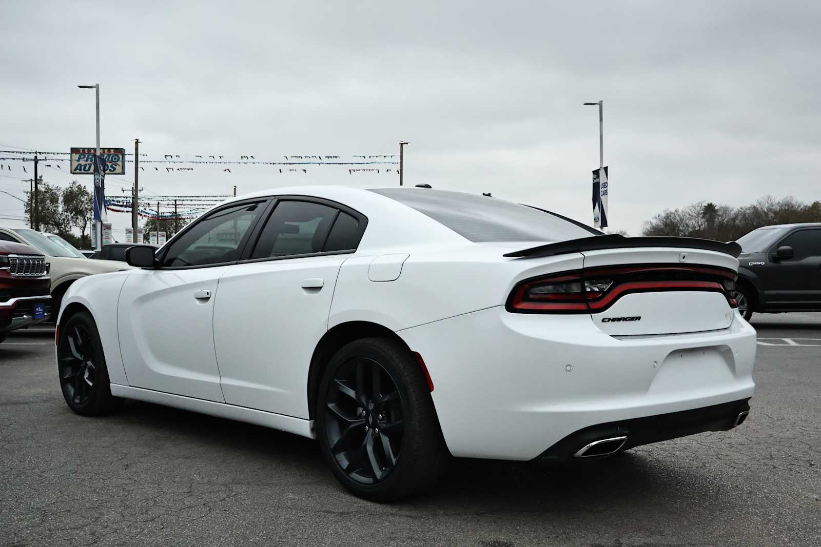 2022 Dodge Charger SXT photo 3