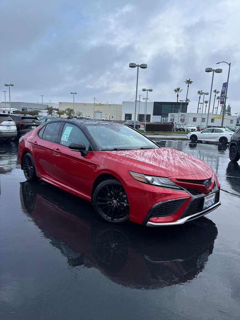 2023 Toyota Camry Hybrid XSE