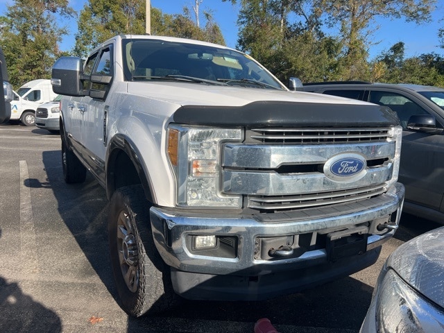 2017 Ford Super Duty F-250 SRW LARIAT