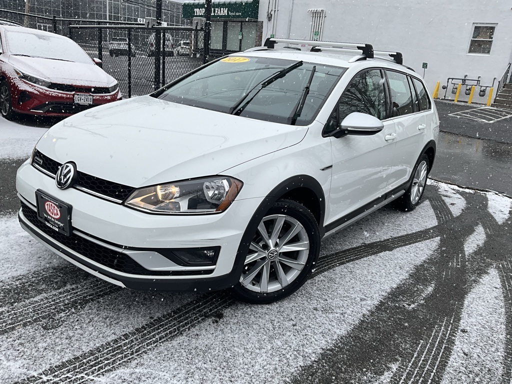 2017 Volkswagen Golf Alltrack TSI S