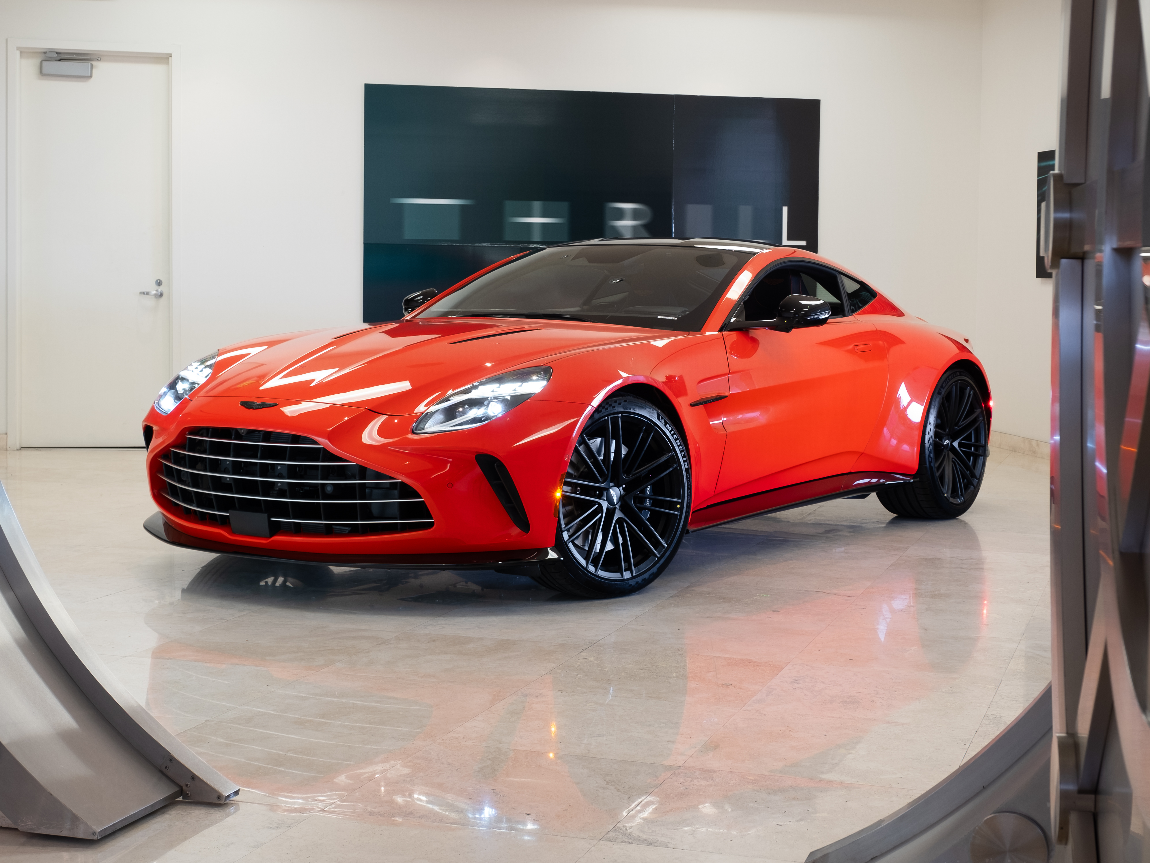 2025 Aston Martin Vantage Coupe