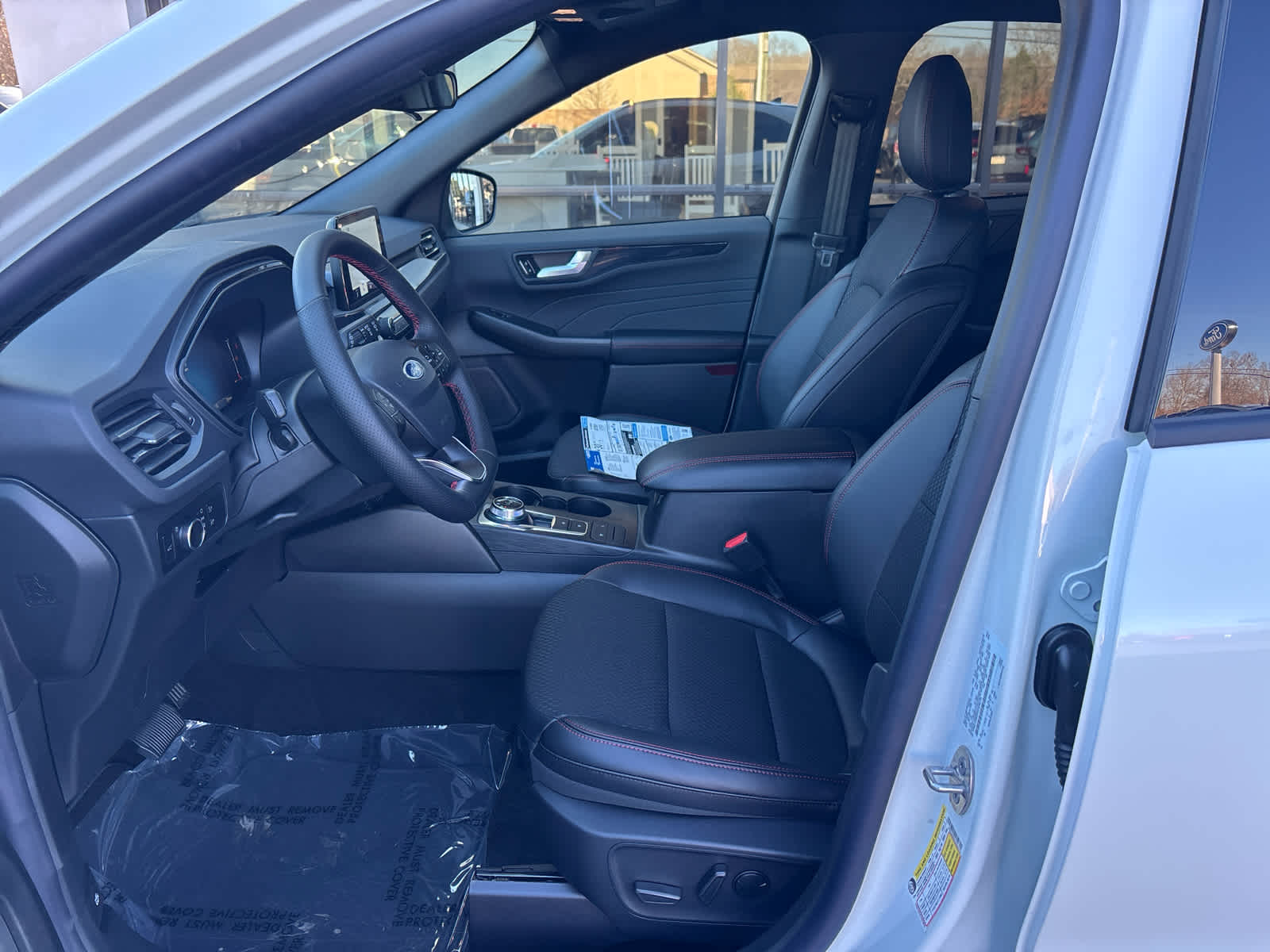 2025 Ford Escape ST-Line photo 17