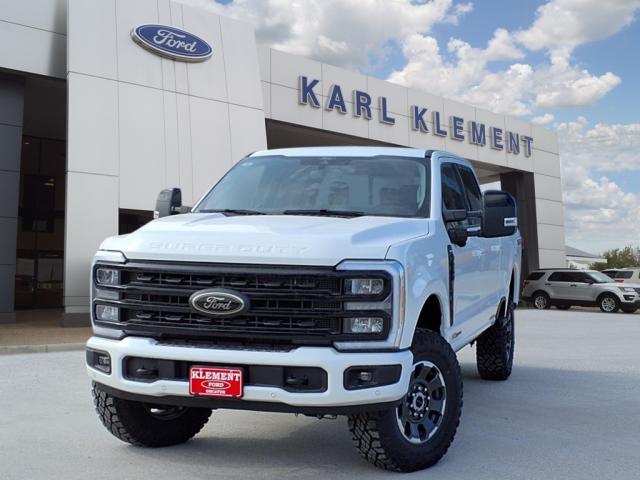 2024 Ford F-250 Super Duty LARIAT 4WD CREW Cab 6.75 Box