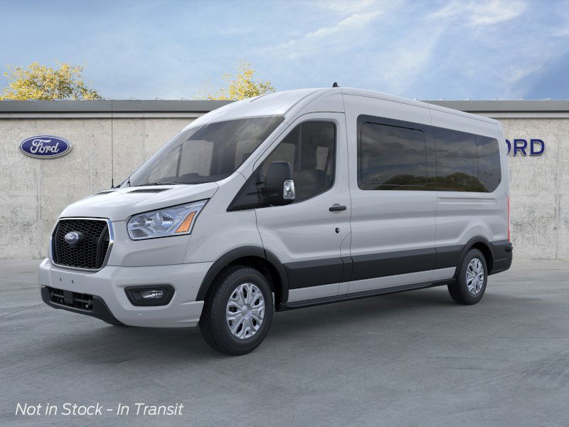 2024 Ford Transit Passenger Wagon XLT