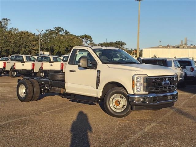 2024 Ford Super Duty F-350 DRW XL