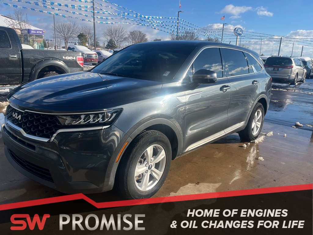 2022 Kia Sorento LX