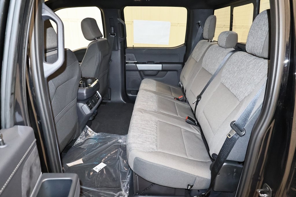 2025 Ford F-150 XLT photo 12