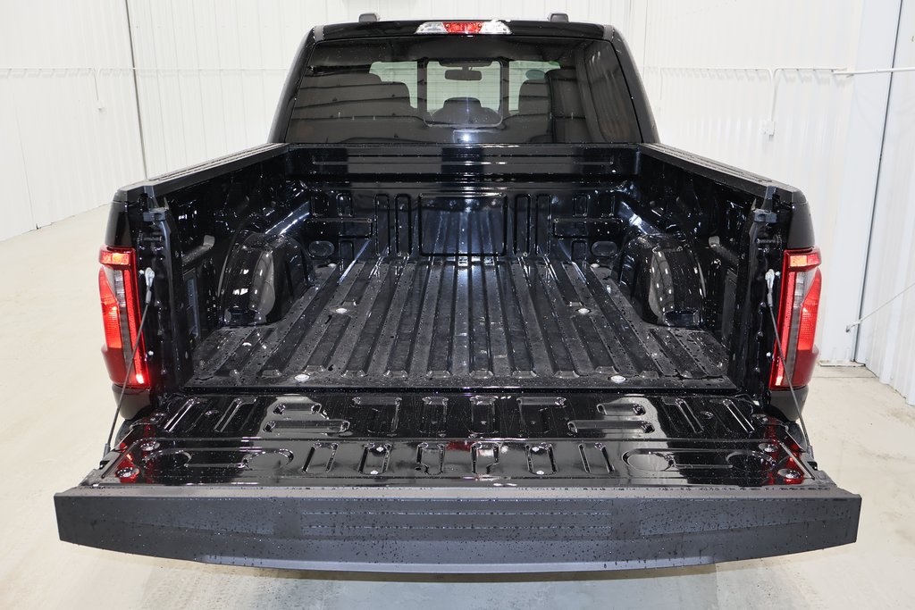 2025 Ford F-150 XLT photo 24