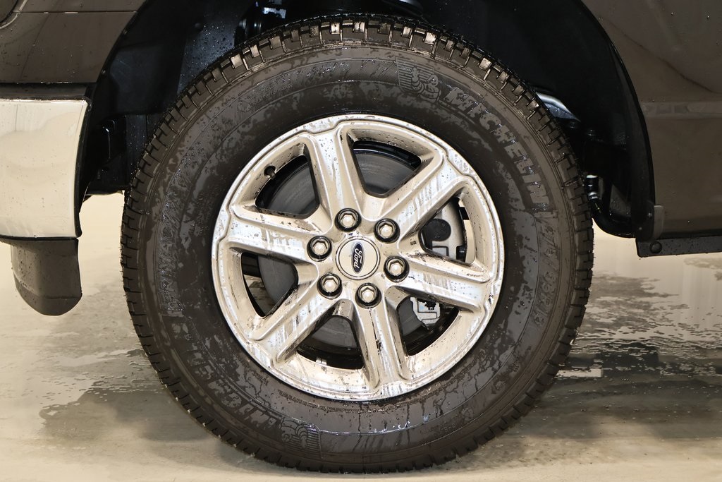 2025 Ford F-150 XLT photo 27
