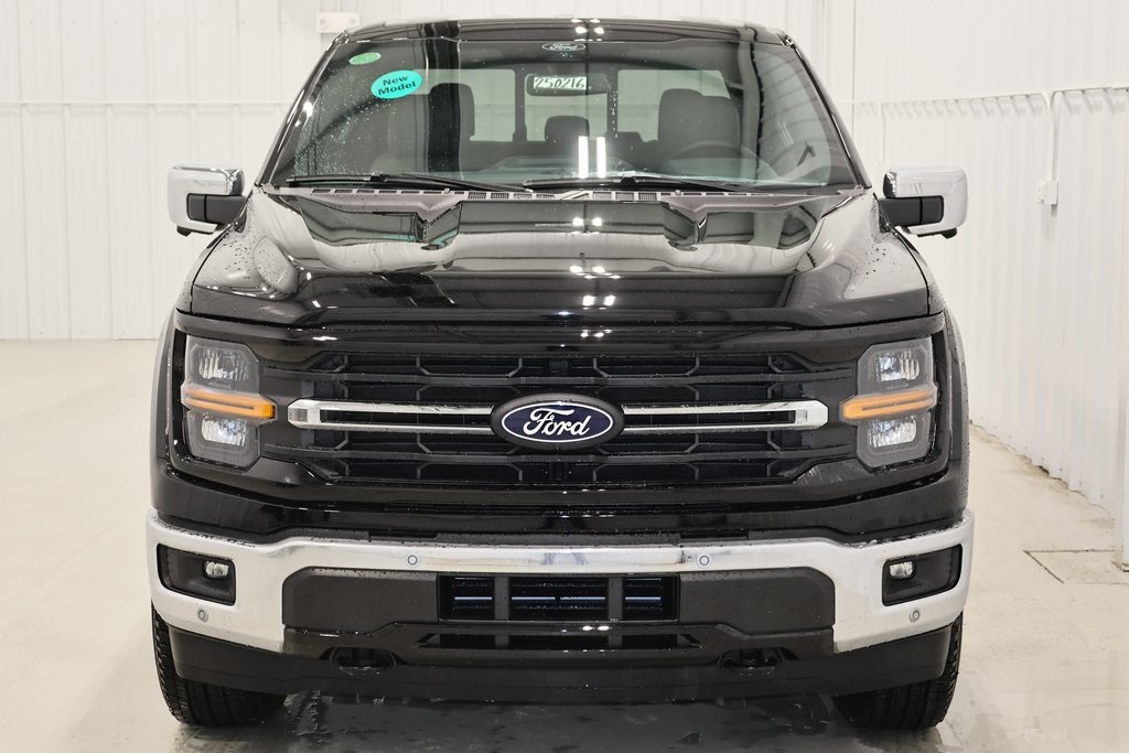 2025 Ford F-150 XLT photo 3