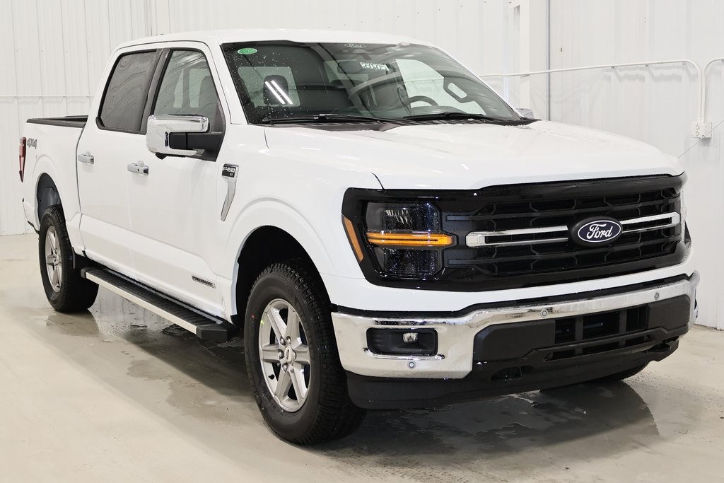 2025 Ford F-150 XLT photo 2