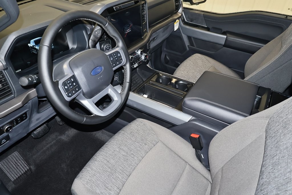 2025 Ford F-150 XLT photo 22