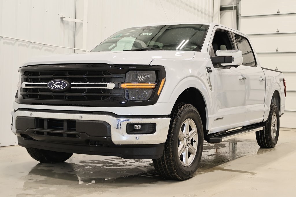 2025 Ford F-150 XLT photo 2